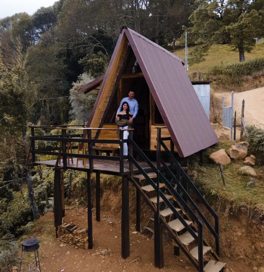 Glamping Jaulares Mountain Otel Rivas Dış mekan fotoğraf